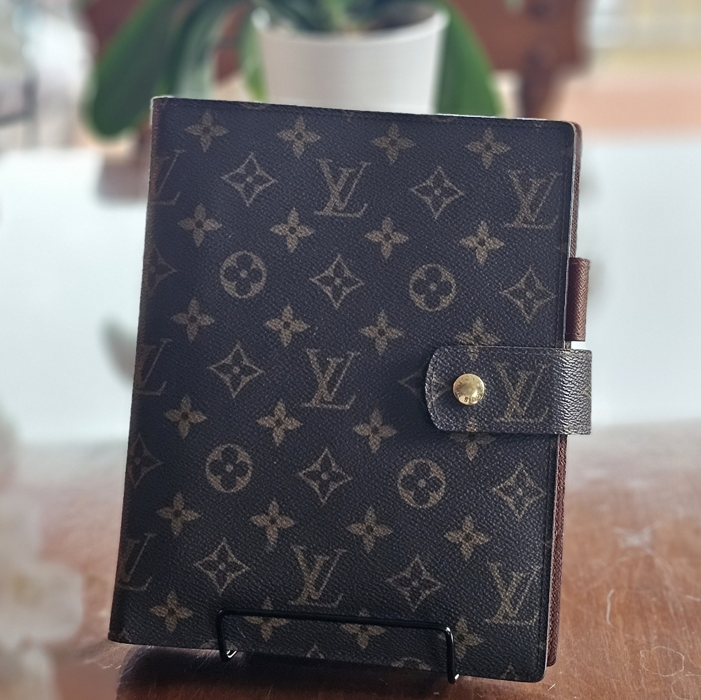 Louis Vuitton (2020) Large Monogram Repertoire Agenda Binder w. Filler
